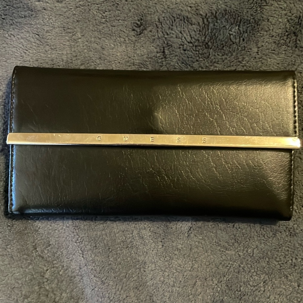 Vintage Authentic Guess jeans soft black leather wallet bifold, silver trim
